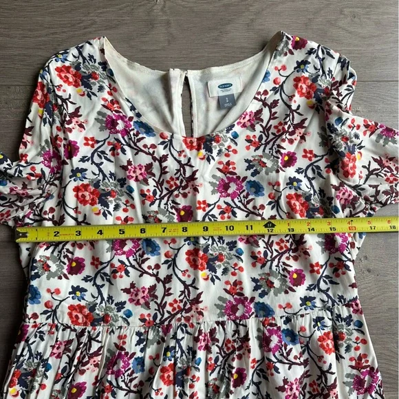 Old Navy floral print dress - size small - Picture 4 of 5